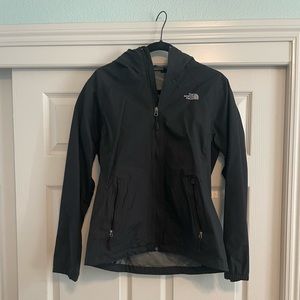 WOMENS NORTH FACE WINDBREAKER